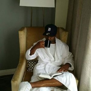 Meet your Posher, Ernest